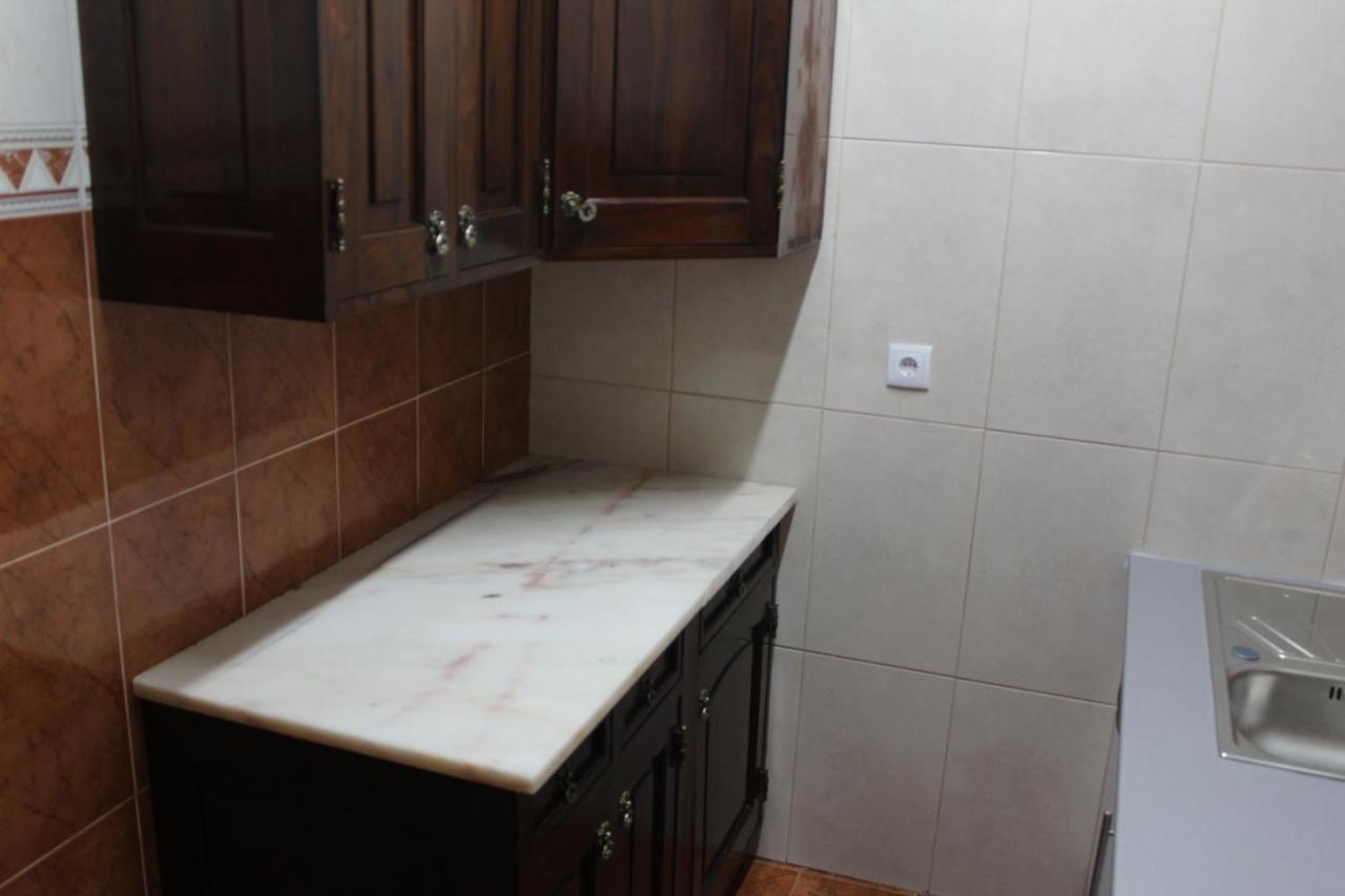 Vitorino De Nemesio Guesthouse ปอนตาเดลกาดา ภายนอก รูปภาพ