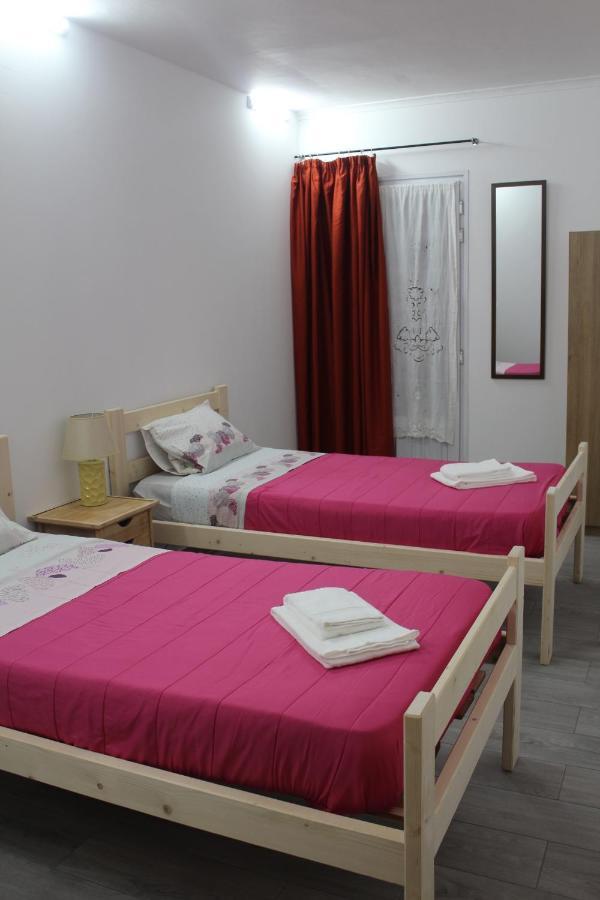 Vitorino De Nemesio Guesthouse ปอนตาเดลกาดา ภายนอก รูปภาพ